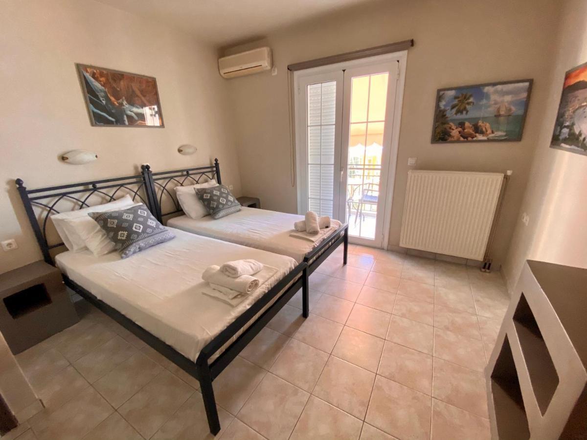 Pelagias Apartments Agia Efimia Esterno foto